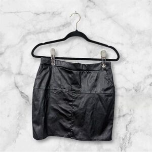 5 for $25 Windsor black faux leather high waist mini skirt size large